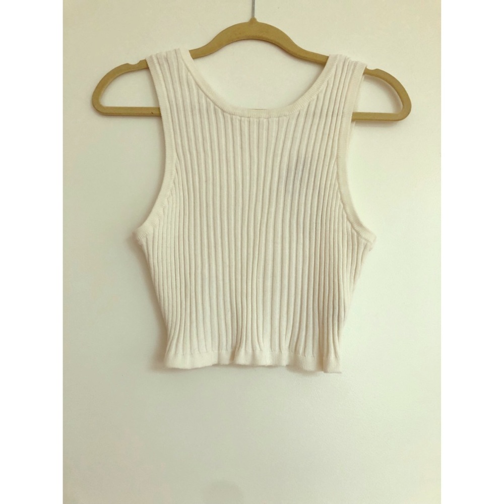 White crop top - size xl